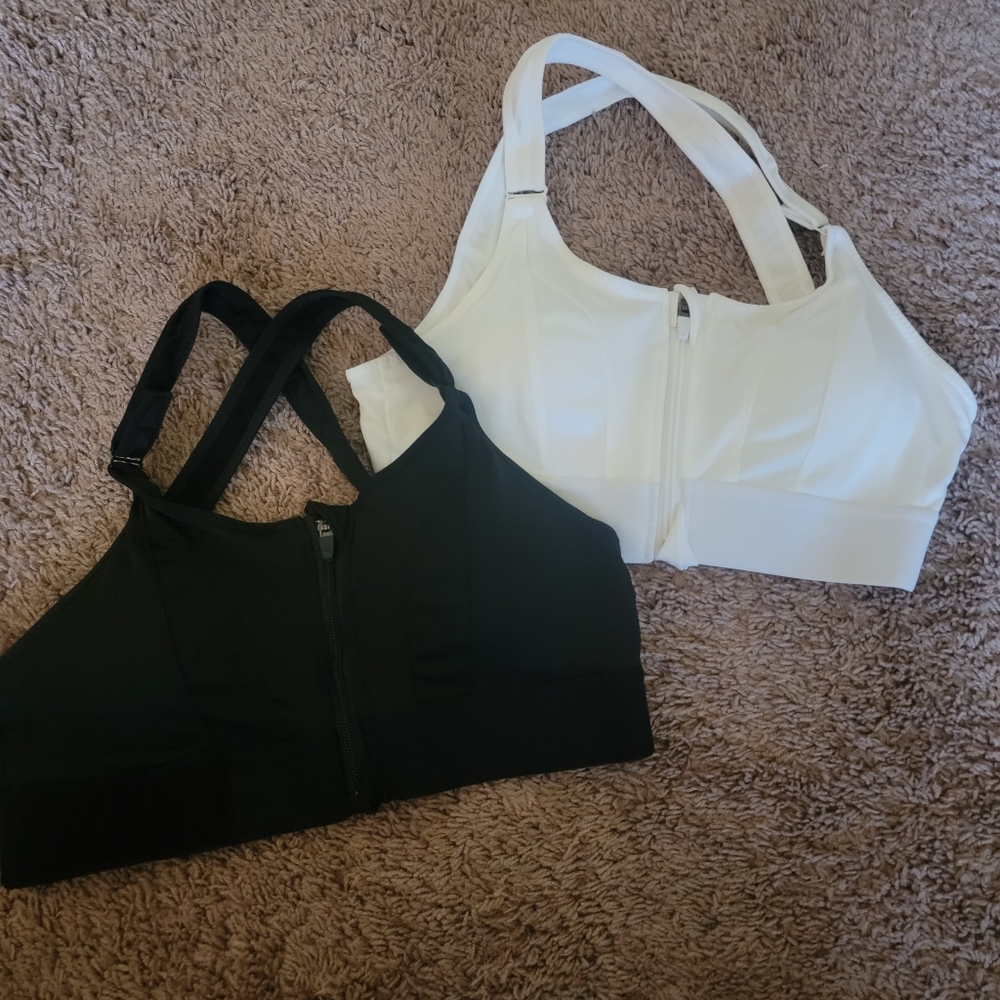 2 zipper front sport bras